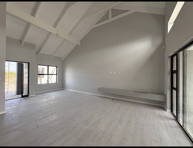 3 BEDROOM HOUSE FOR SALE IN SANDOWN